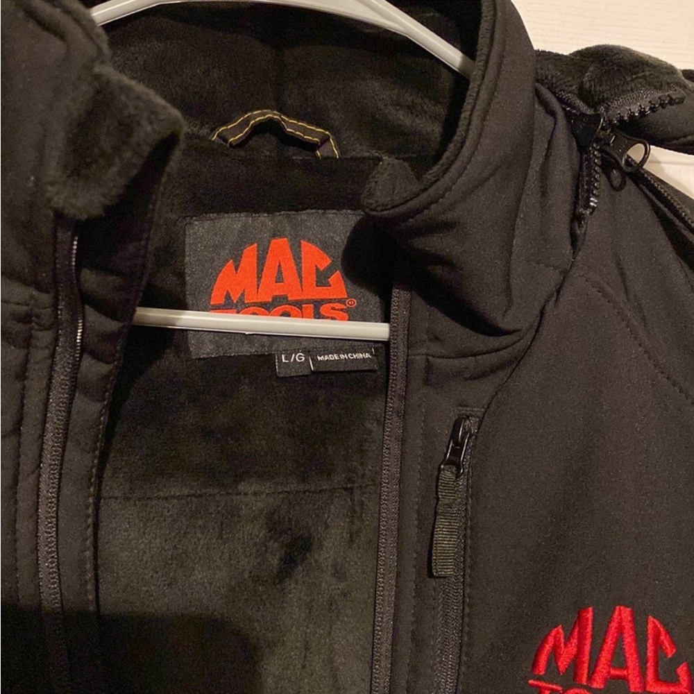 Women’s Mac Tools Heated Jacket - image 3